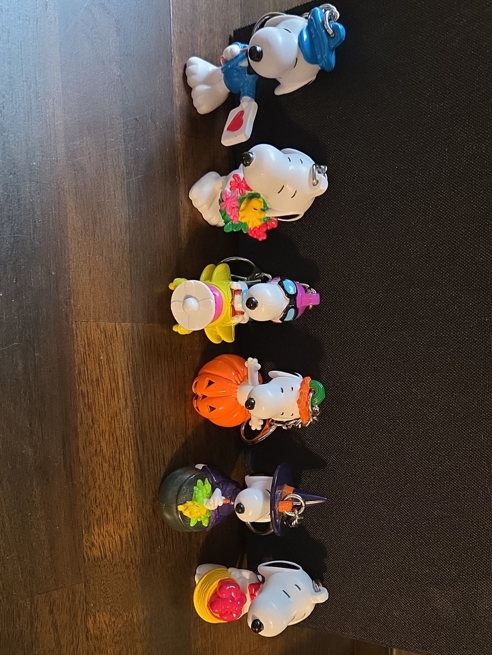 Peanuts Snoopy Halloween & Seasonal Keychain Toy Set - Multi-Color